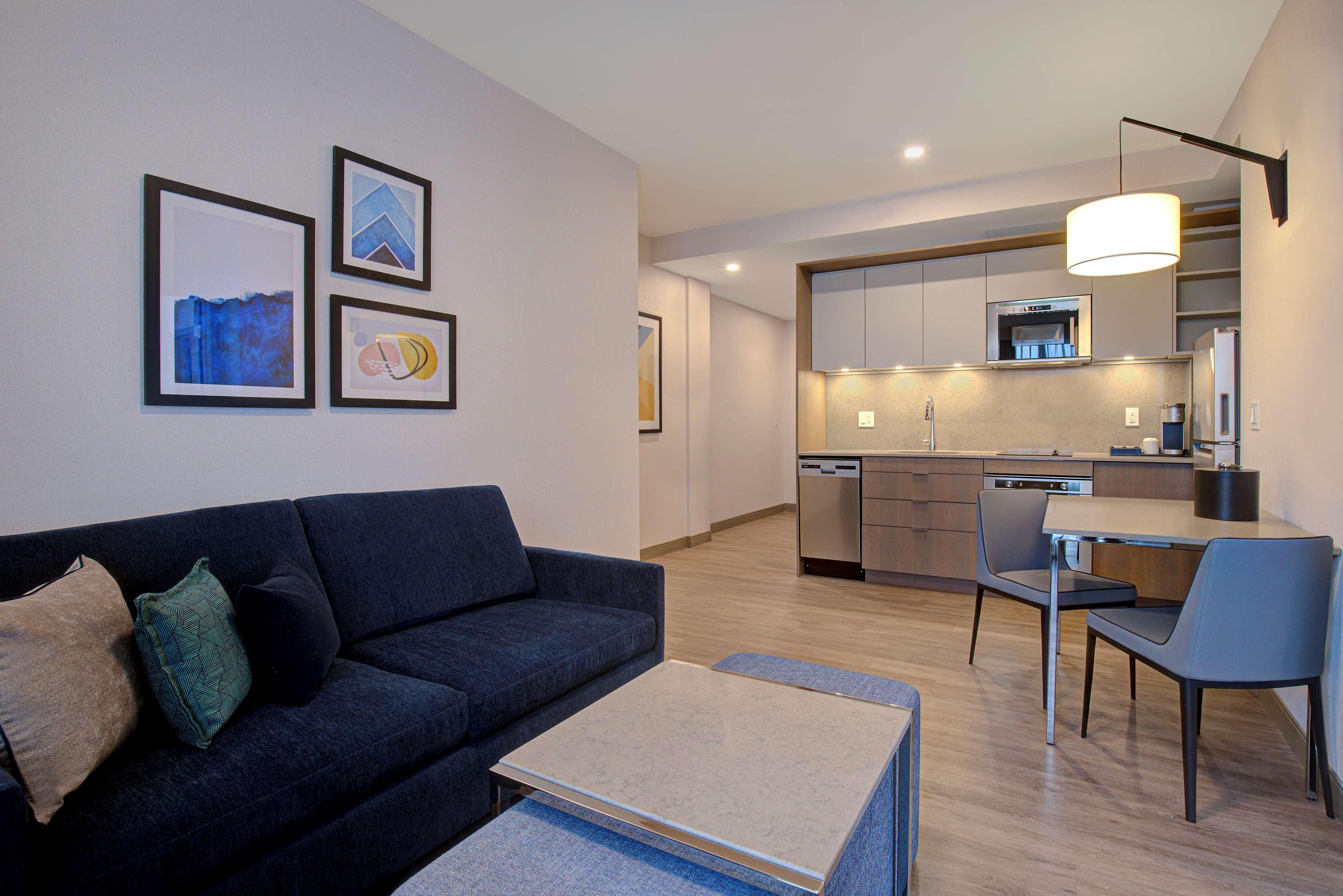 Homewood Suites By Hilton Montreal Downtown エクステリア 写真