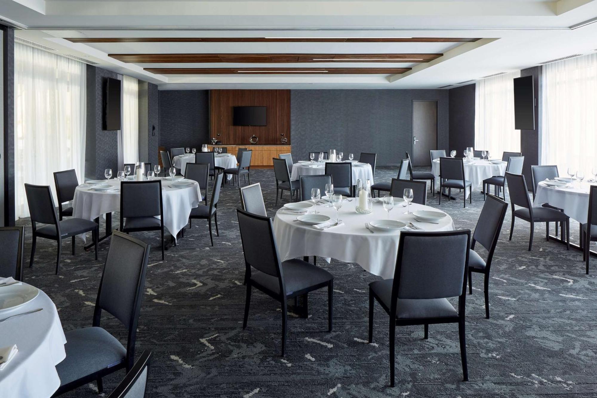 Homewood Suites By Hilton Montreal Downtown エクステリア 写真