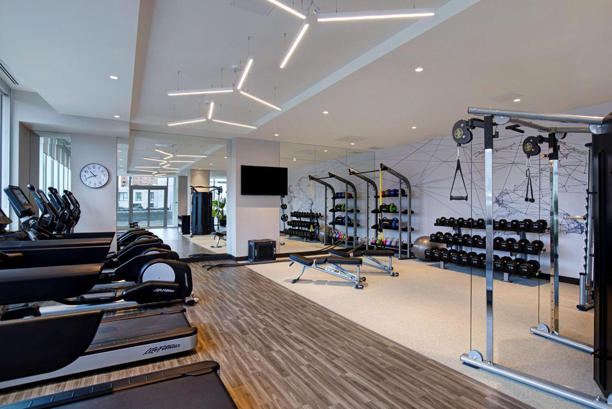 Homewood Suites By Hilton Montreal Downtown エクステリア 写真