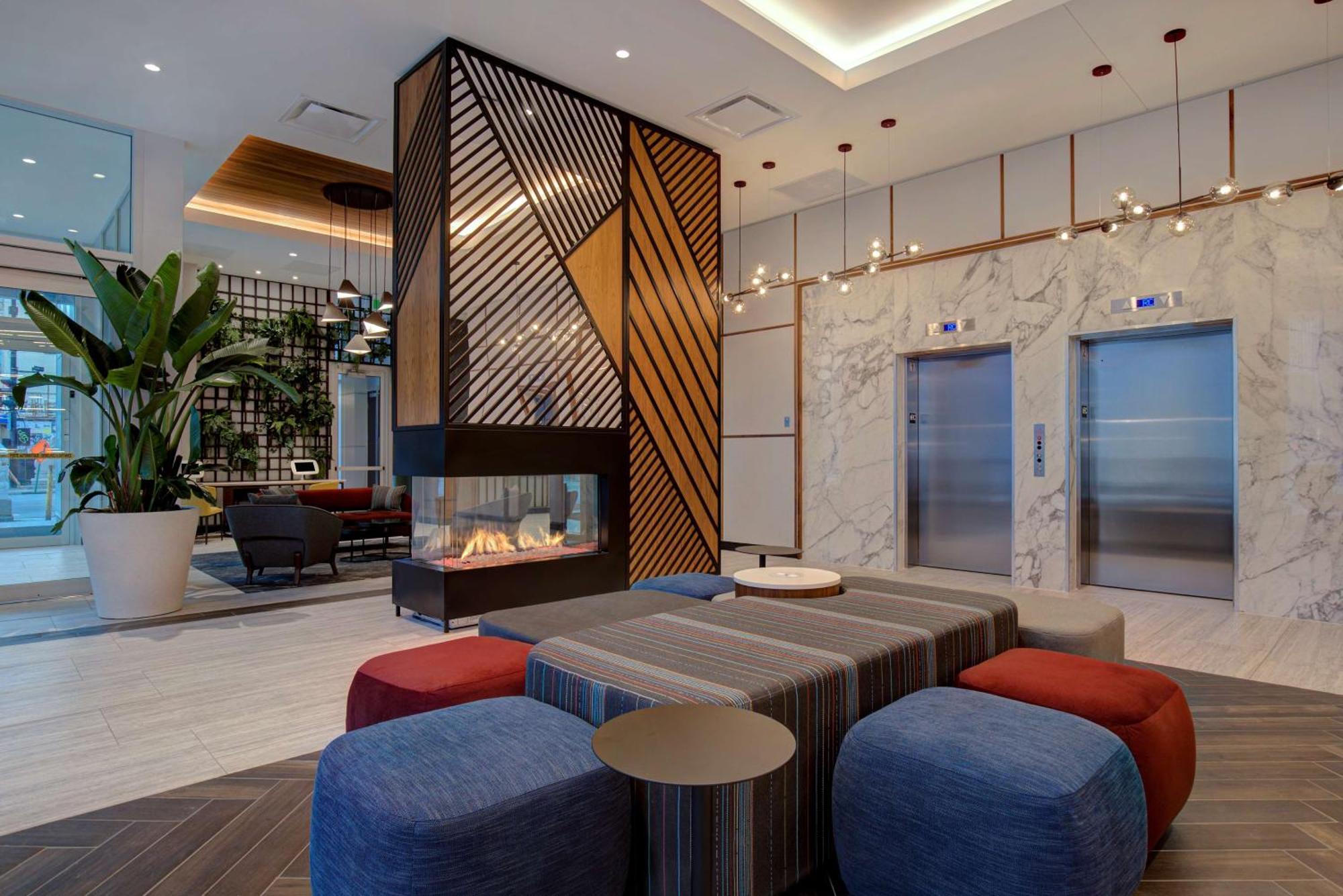 Homewood Suites By Hilton Montreal Downtown エクステリア 写真